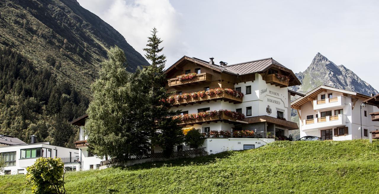 Pension Bergfried Otel Galtür Dış mekan fotoğraf